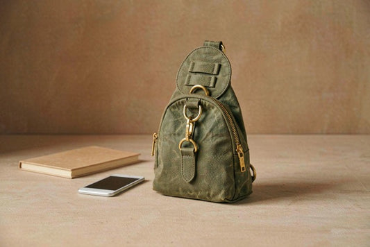 The Shift Pouch
